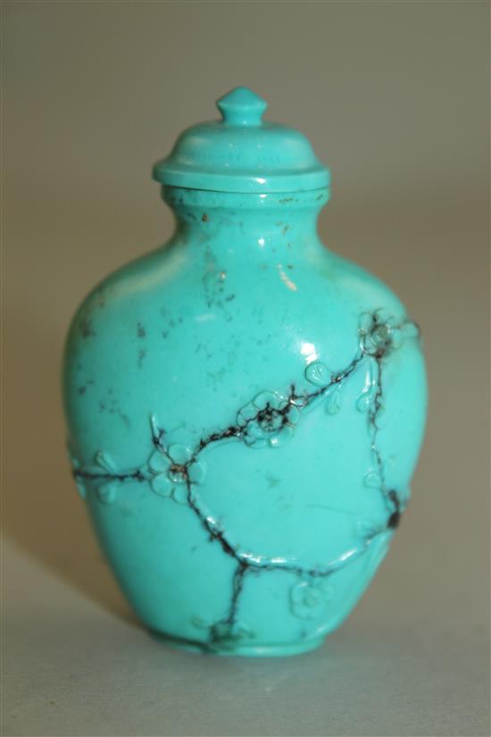 A Chinese turquoise matrix snuff bottle and stopper, 1900-1950, 5.5cm incl. stopper